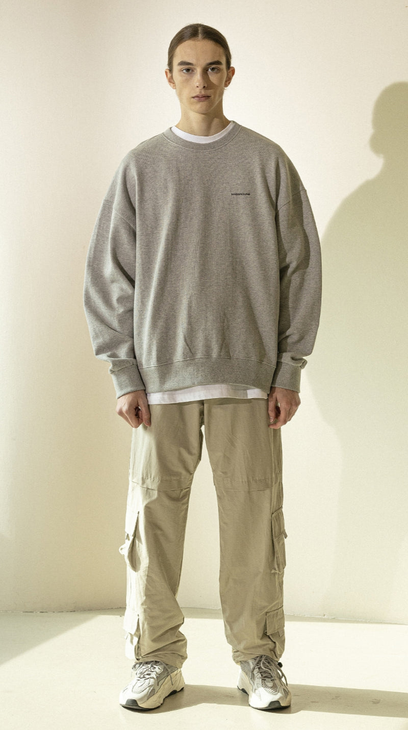 マスノウン(MASSNOUN)  SAFETY IGNORANCE OVERSIZED HEAVY CREWNECK MFZCR001-GY