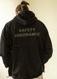 マスノウン(MASSNOUN)   TSAFETY IGNORANCE ANORAK HOODY MFZHD003-BK