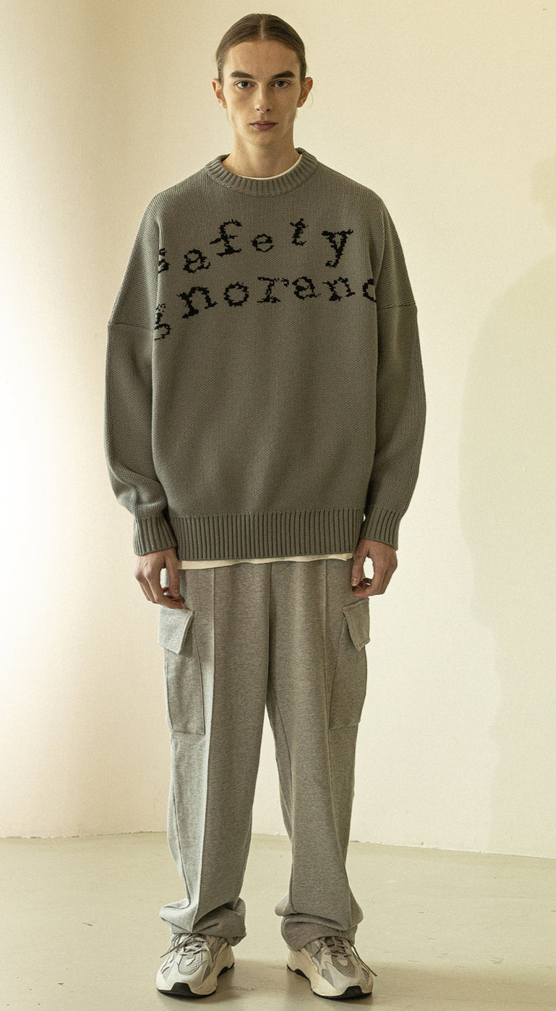 マスノウン(MASSNOUN) SAFETY LETTERING WOOL KNIT MWZNT001-GY