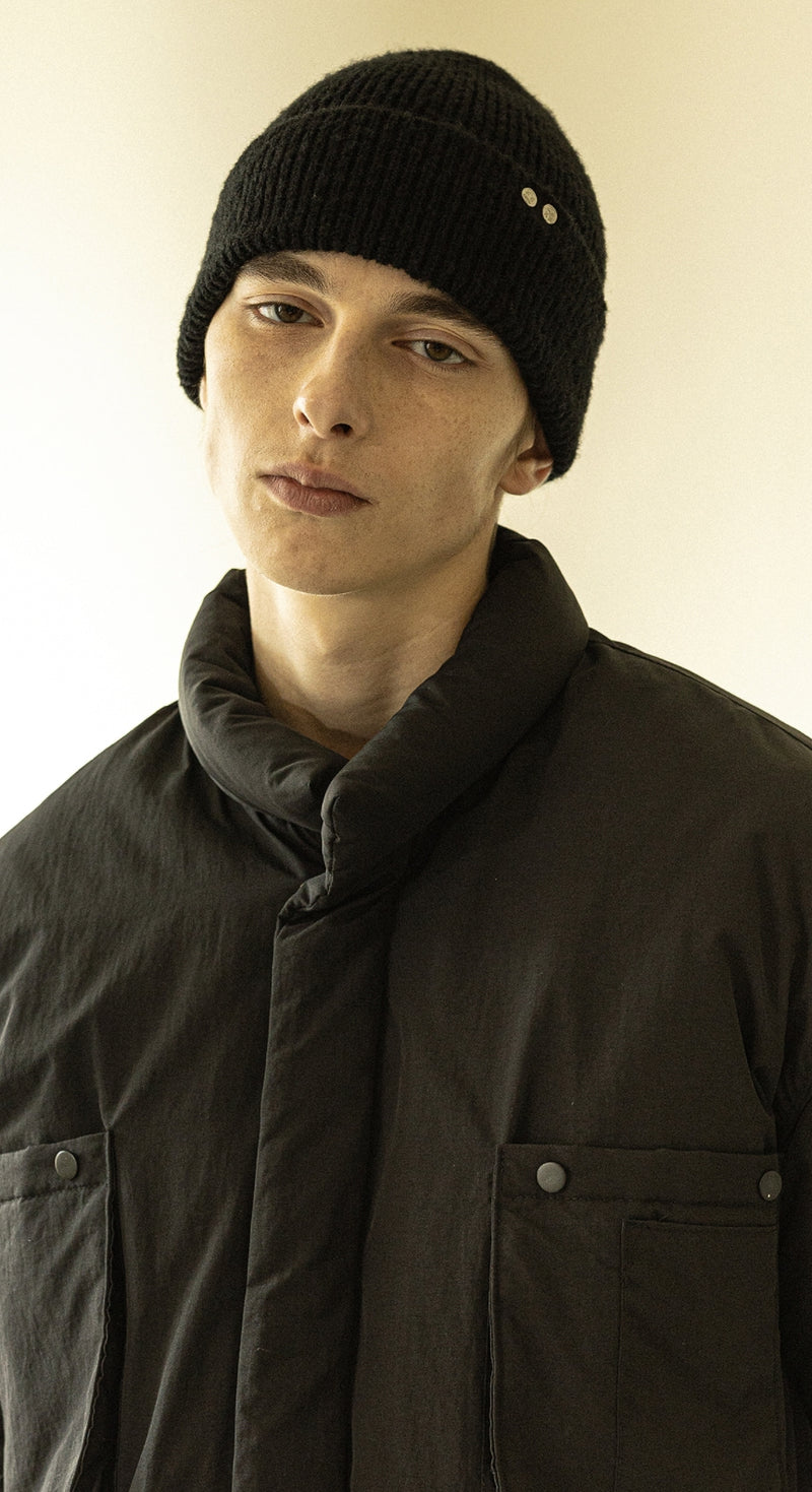 マスノウン(MASSNOUN)   SMILE RIVET BENIE MWZAC001-BK