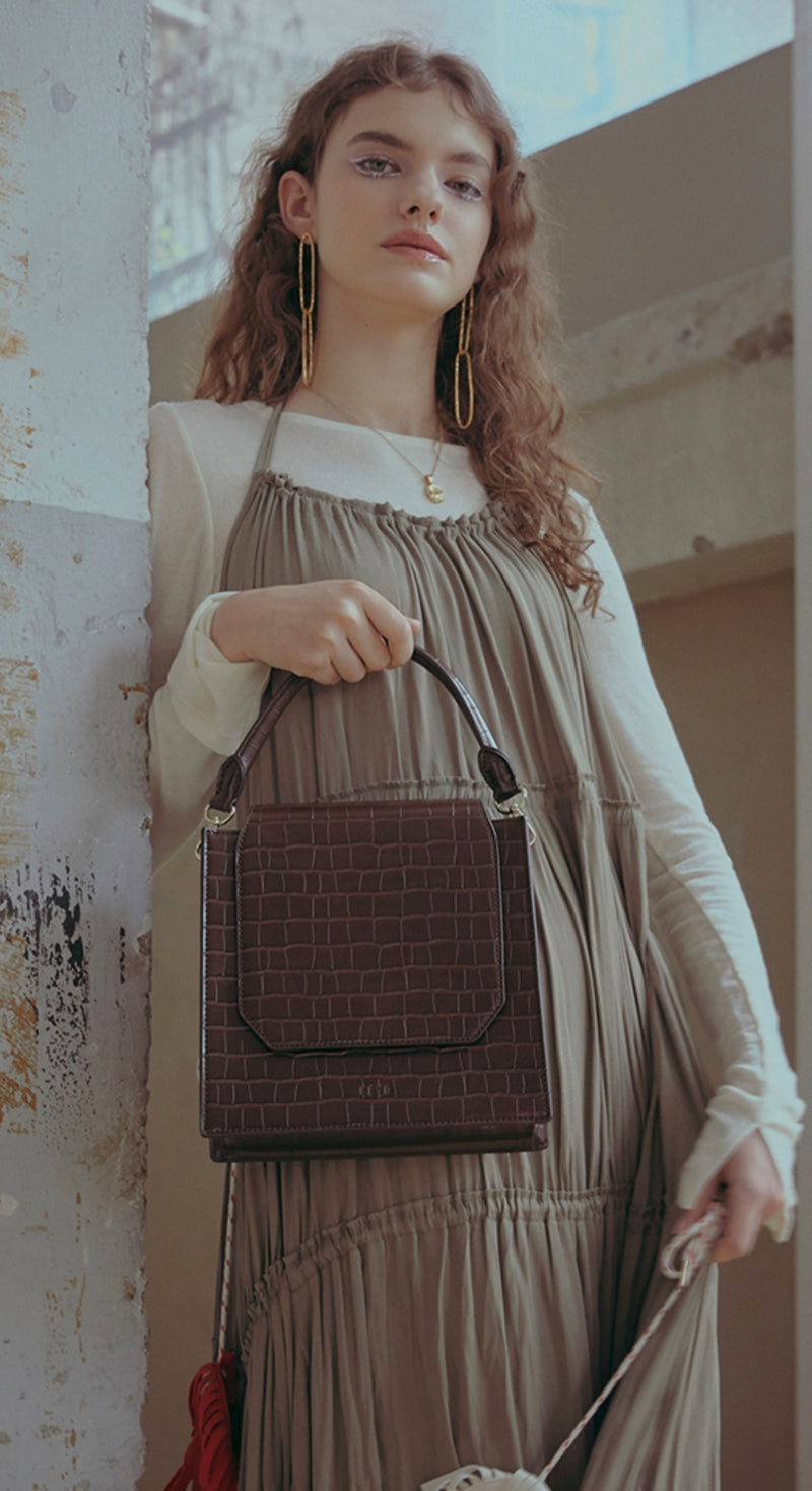 BBYB(ビービーワイビー) Croc Ora Tote Bag (Chestnut Brown)