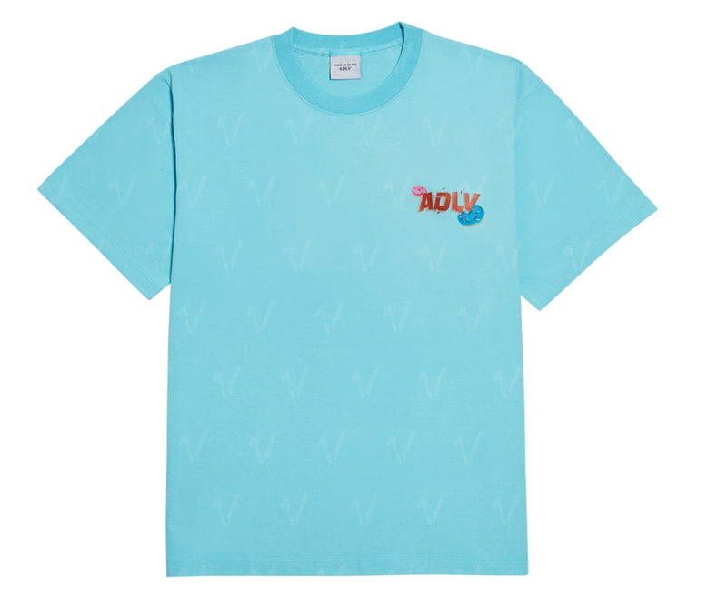 アクメドラビ(acme' de la vie) RED BIG LOGO DONUT SHORT SLEEVE T-SHIRT SKY BLUE