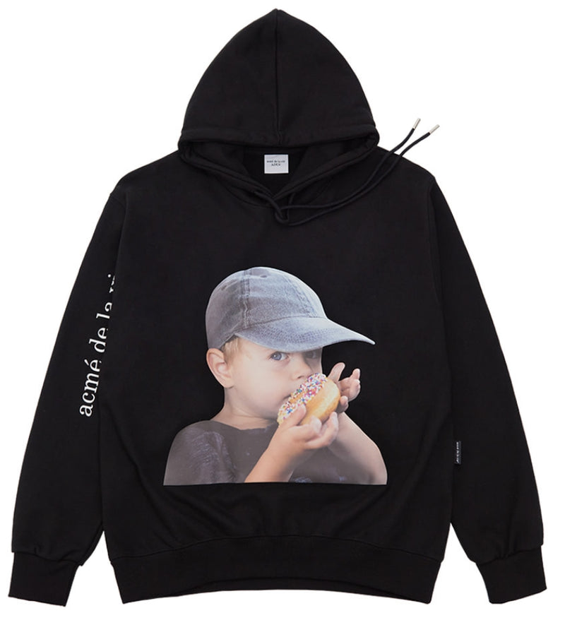 アクメドラビ(acme' de la vie)  ADLV BABY FACE HOODIE BLACK CAP BOY