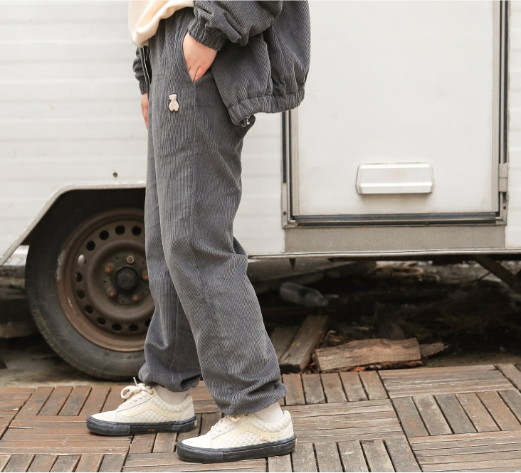 AQO_studiospace(アコスタジオスペース)   AQO BEAR LOGO CORDUROY BANDING PANTS CHARCOAL