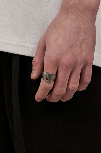 オーワイ(OY) LOGO SQUARE RING