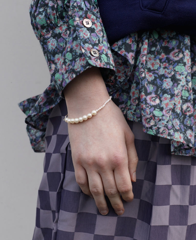 MONDAY EDITION(マンデイエディション) The mixed pearl bracelet