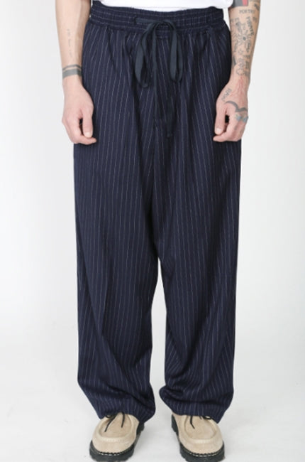 アジョバイアジョ（AJOBYAJO) Oversized Stripe Trousers [Navy]