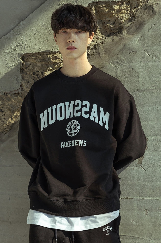 マスノウン(MASSNOUN)  ARCH FAKENEWS CREWNECK MSOCR001-BK
