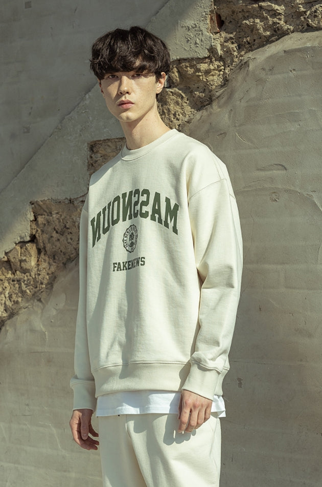 マスノウン(MASSNOUN)  ARCH FAKENEWS CREWNECK MSOCR001-IV