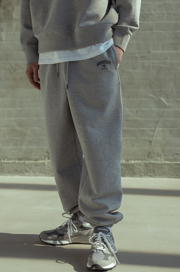 マスノウン(MASSNOUN)  ARCH FAKENEWS TRAINING PANTS MSOTP004-GY