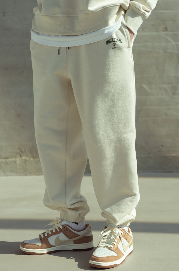 マスノウン(MASSNOUN)  ARCH FAKENEWS TRAINING PANTS MSOTP004-IV