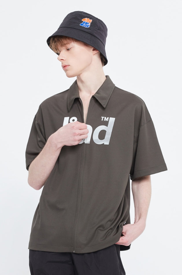 ベドインベド(BADINBAD)  FADE OUT LOGO SHIRT_KHAKI