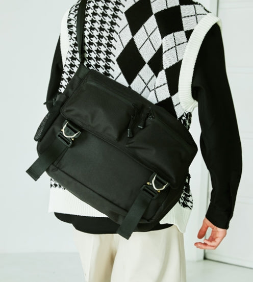 SSY(エスエスワイ) 3D Pocket buckle messanger bag