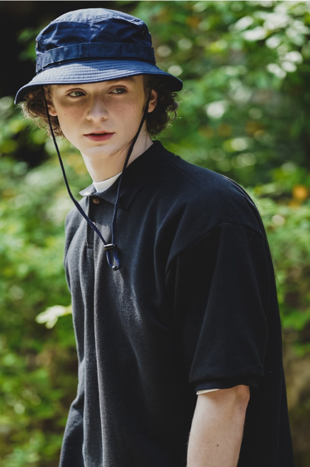 ダブルユーブイプロジェクト(WV PROJECT) Mini Collar Short-Sleeved T-shirt Black MJST7497