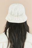 VARZAR(バザール)　Metal Tip Banding Bucket Hat White