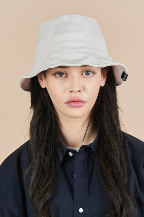 VARZAR(バザール)　Morning Glory Bucket Hat Beige