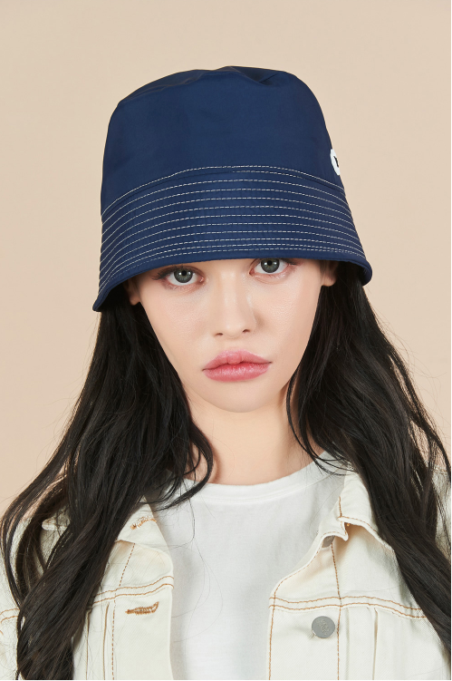 VARZAR(バザール)　White stitch Poly Drop Bucket hat Navy