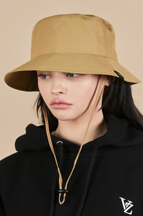 VARZAR(バザール)　Waterproof String Bucket Hat Beige