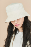 VARZAR(バザール)　Monogram Label Pigment Bucket Hat White