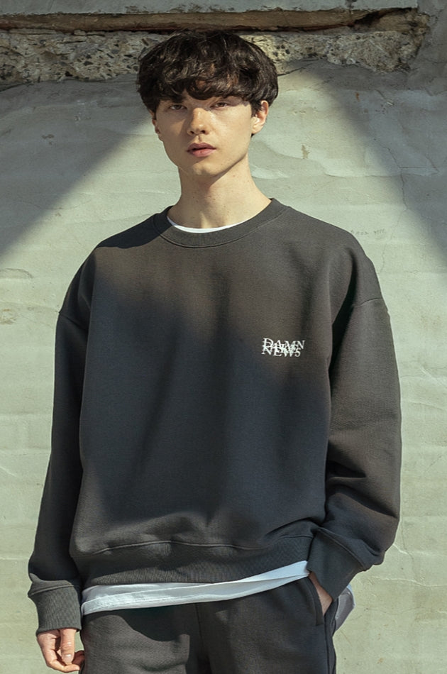 マスノウン(MASSNOUN)  DAMNFAKE OVERSIZED CREWNECK MSOCR006-DG