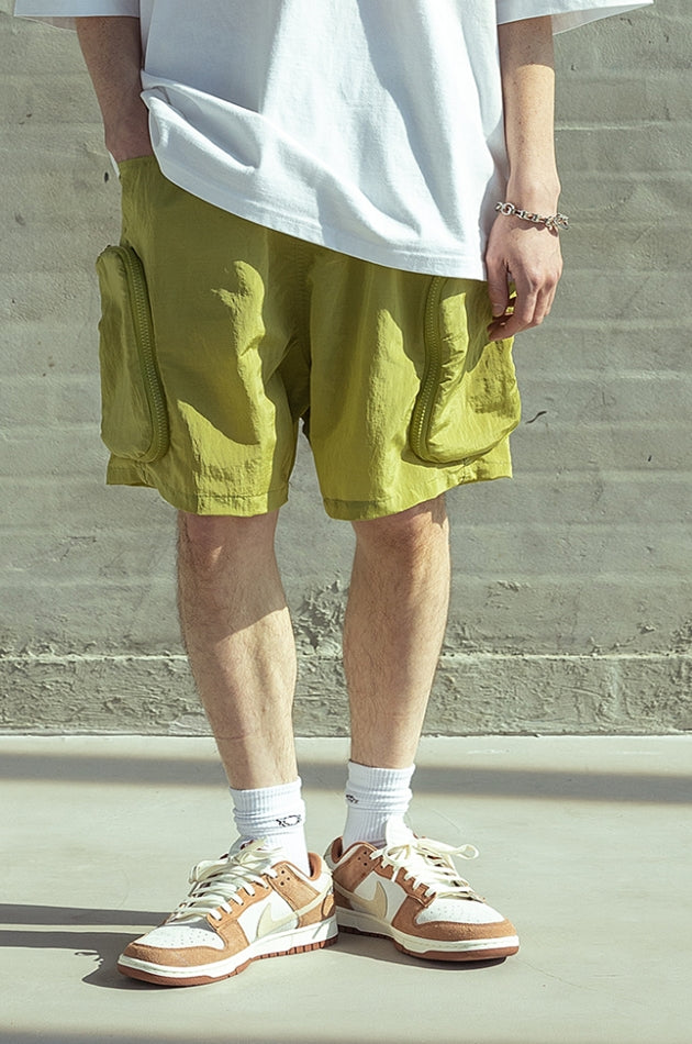 マスノウン(MASSNOUN)  ZIPPER POCKET NYLON SHORT PANTS MSOSP002-YL