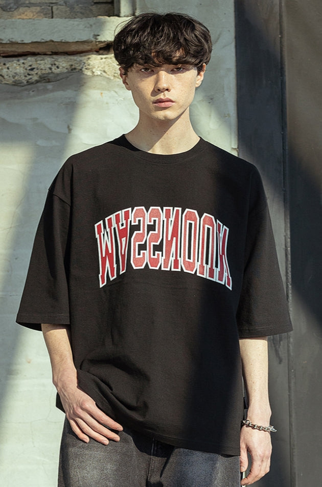 マスノウン(MASSNOUN)  ARCH LOGO OVERSIZED T-SHIRTS MSOTS003-BK