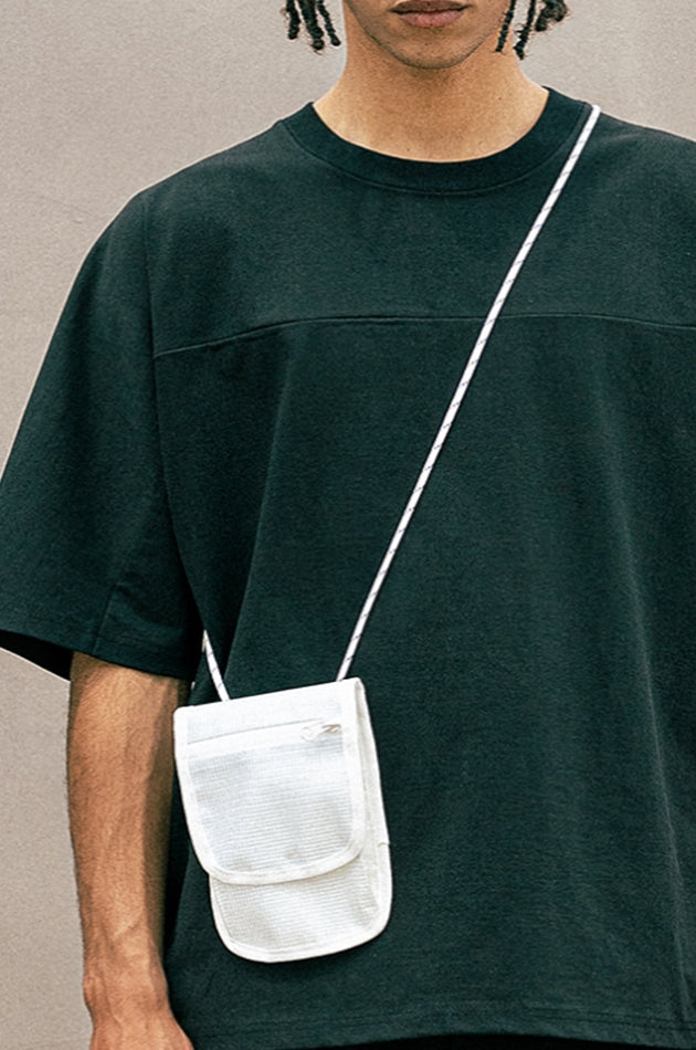 マスノウン(MASSNOUN)  TARPAULIN SMALL BAG MUOAB001-WT