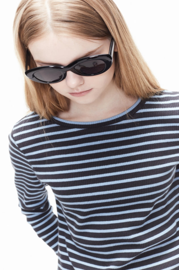 ORDINARY PEOPLE(オーディナリーピープル)  ORDINARY PEOPLE FRILL SLEEVE POINT BLUE STRIPE T-SHIRTS