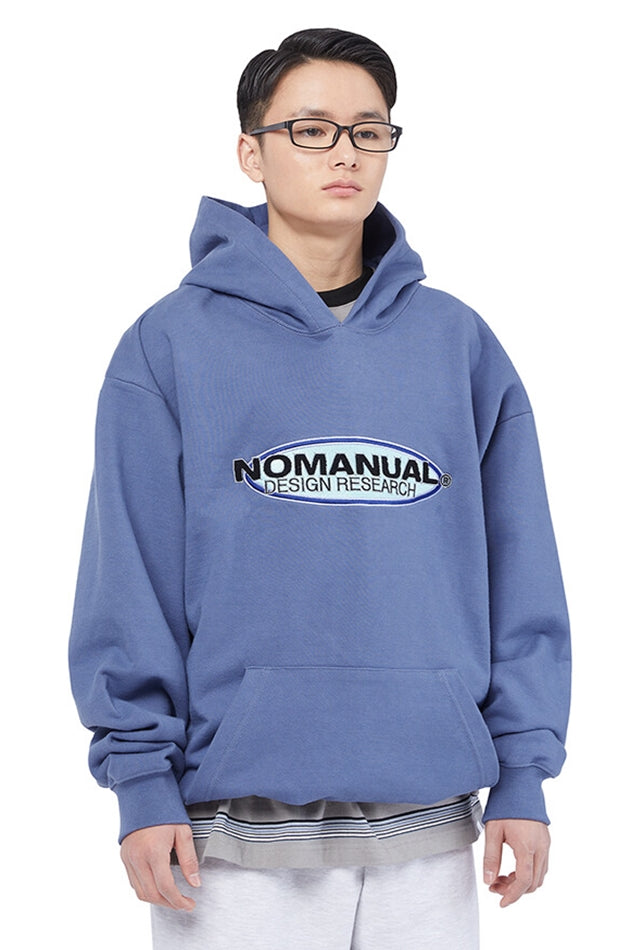 NOMANUAL(ノーマニュアル)  BOUCLE LOGO HOODIE - LIGHT NAVY