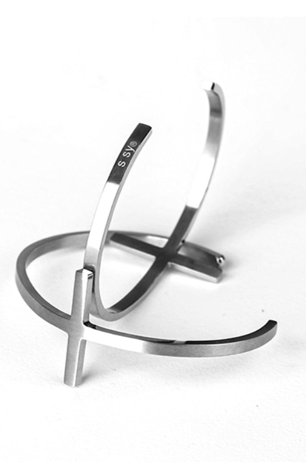 SSY(エスエスワイ) S SY CROSS BANGLE BRACELET (SURGICAL STEEL)