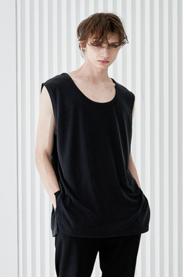 SSY(エスエスワイ)  modal lengthy sleeveless black