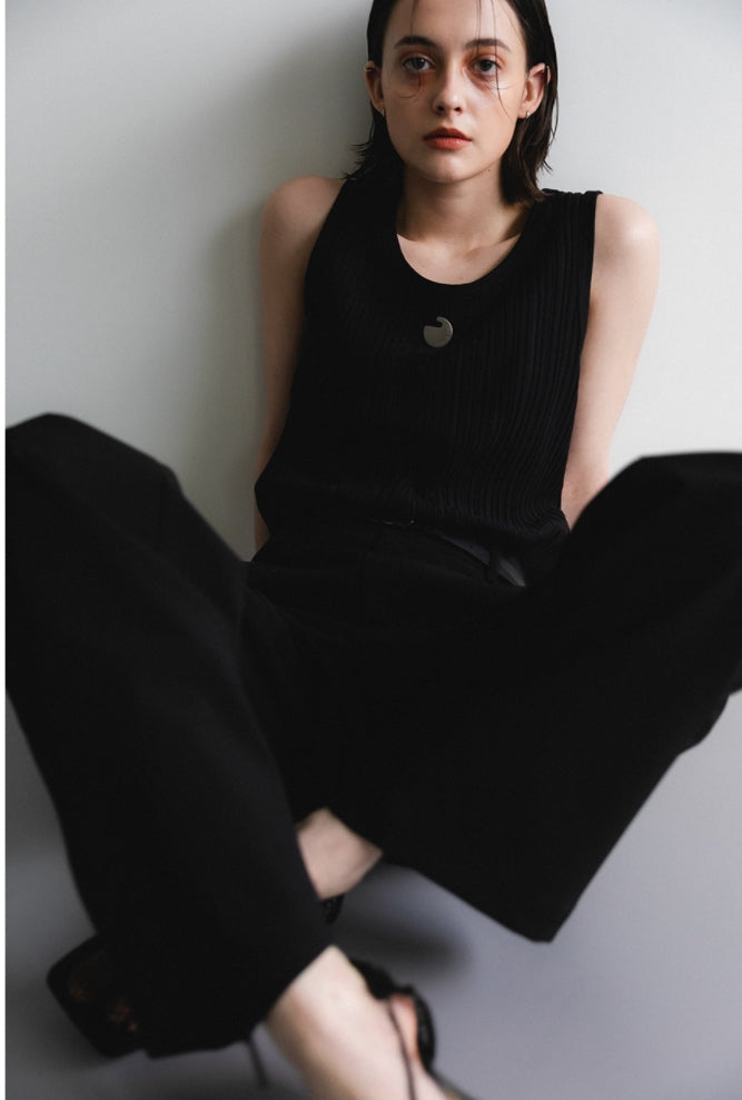 イーエスシースタジオ(ESC STUDIO) Pleats sleeveless (black)