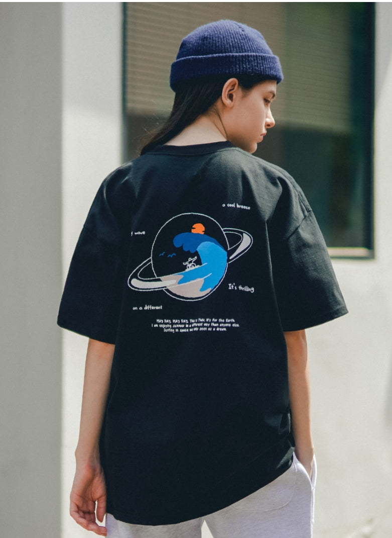 ティーダブリューエヌ(TWN) PLANET SURF SHORT SLEEVE BLACK SHST3380