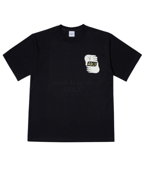 アクメドラビ(acme' de la vie) TWO HANDS SHORT SLEEVE T-SHIRT BLACK