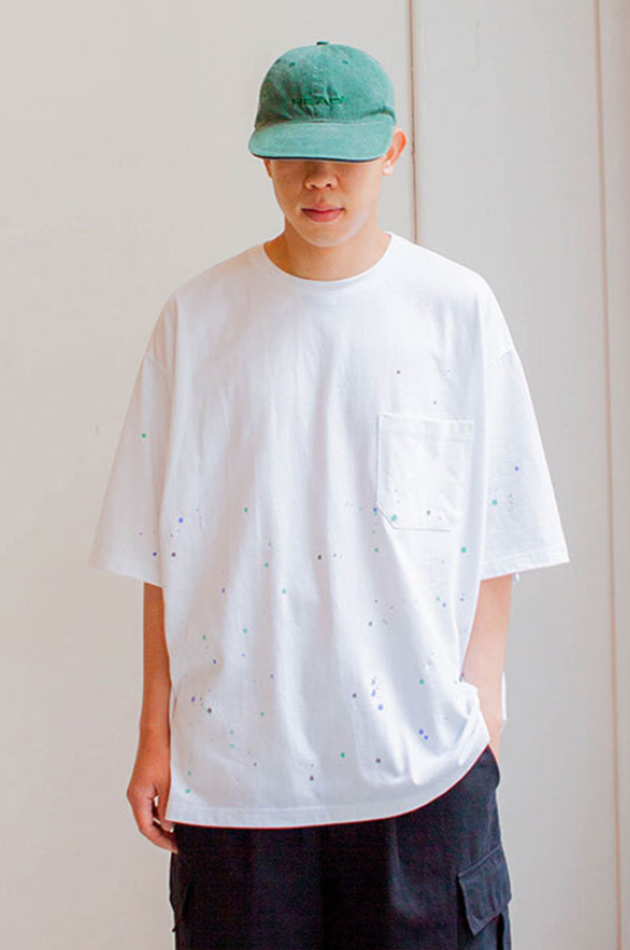 Q CUMBERS (キューカンバース)　Big Silhouette T-shirt