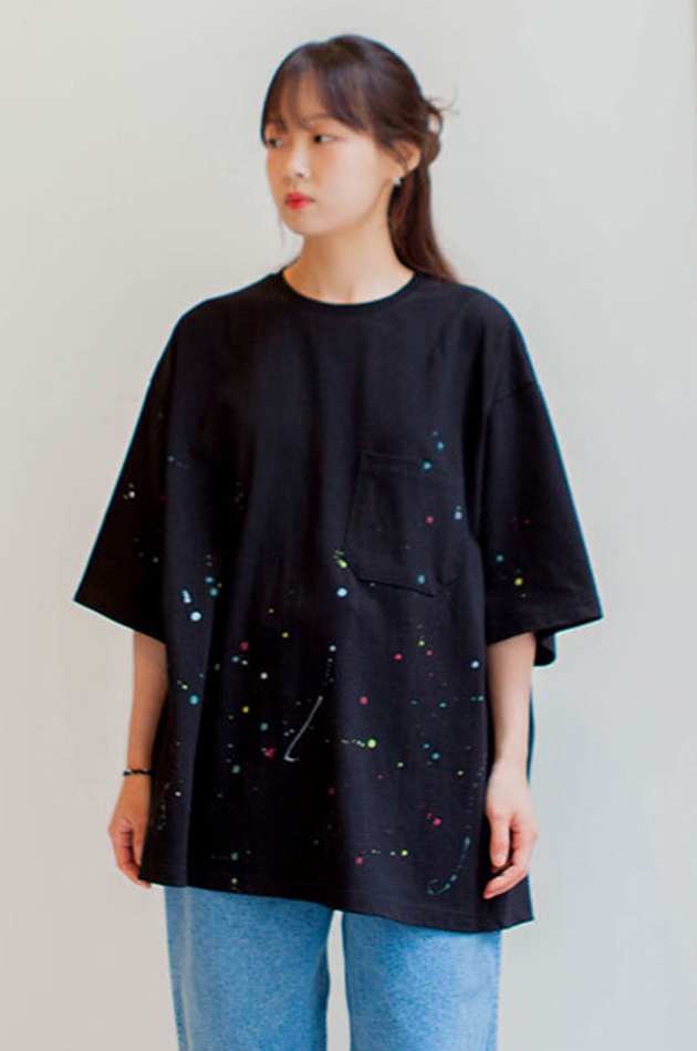 Q CUMBERS (キューカンバース)　Big Silhouette T-shirt - Black Painting
