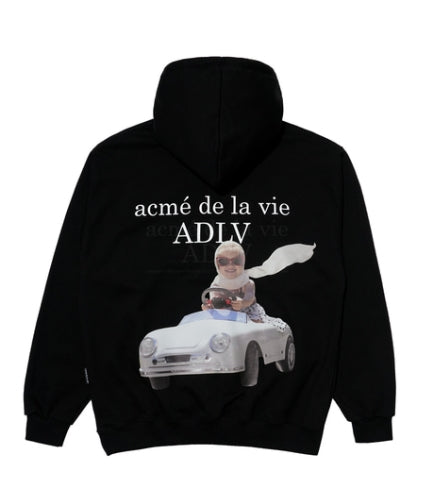 アクメドラビ(acme' de la vie)  ADLV BABY FACE HOODIE BLACK SPORTS CAR GIRL