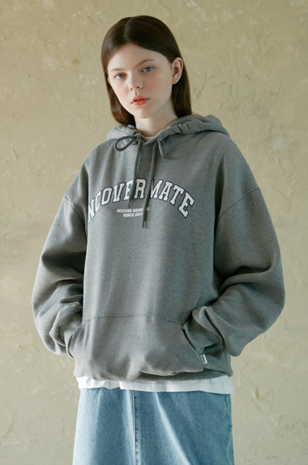 NCOVER（エンカバー）COLLEGE MATE LOGO HOODIE-DARK GREY