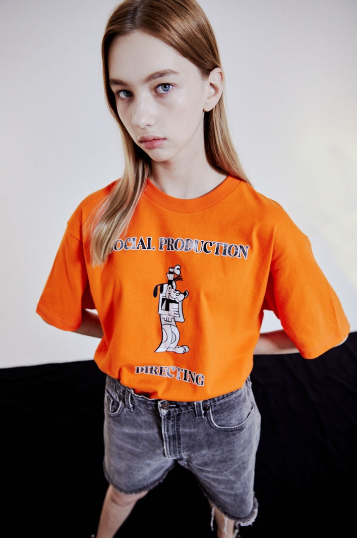 ORDINARY PEOPLE(オーディナリーピープル) [ORDINARYPEOPLE X DISNEY] DIRECTING GOOFY ORANGE T-SHIRTS
