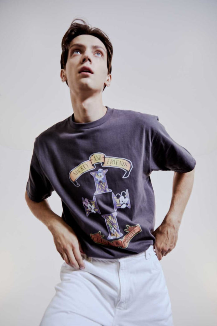 ORDINARY PEOPLE(オーディナリーピープル) [ORDINARYPEOPLE X DISNEY] MICKEY AND FRIENDS CHARCOAL T-SHIRTS