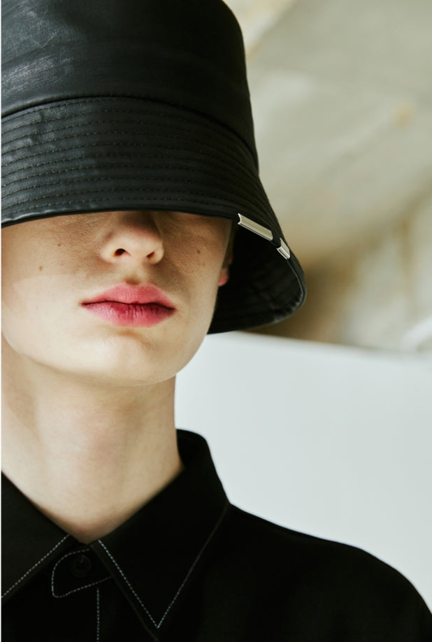 SSY(エスエスワイ) Denim carbon coated chain bucket hat