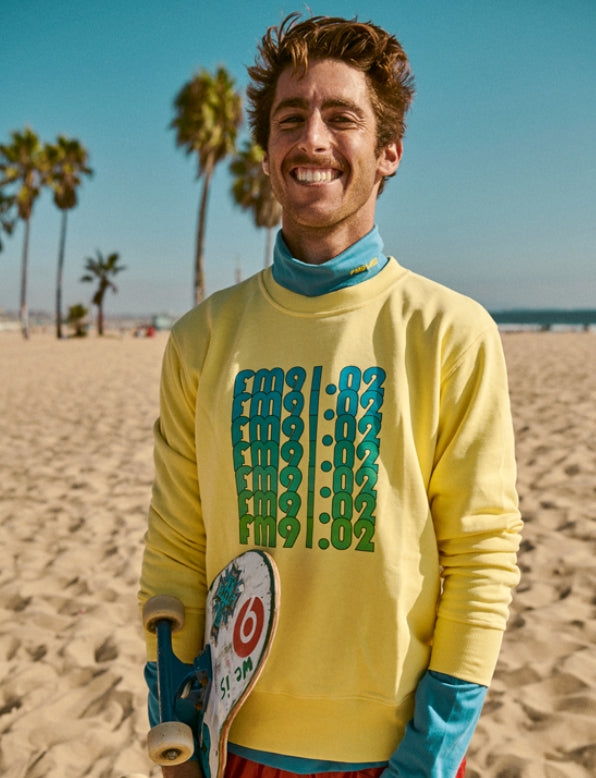 FM91.02 (エフエム91.02)　Polaroid SWEATSHIRT yellow