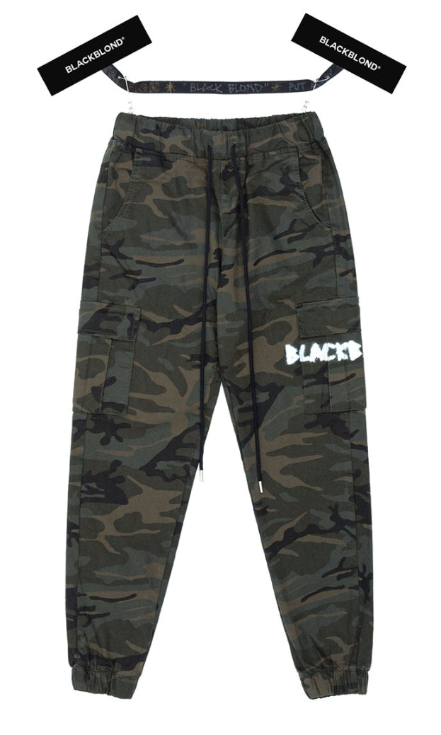 ブラックブロンド(BLACKBLOND) BBD Graffiti Logo Camo Cargo Jogger Pants (Khaki)