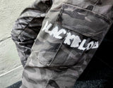 ブラックブロンド(BLACKBLOND) BBD Graffiti Logo Camo Cargo Jogger Pants (Gray)