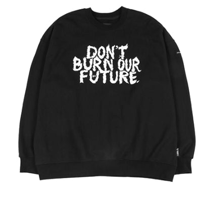 アジョバイアジョ(AJOBYAJO) Flocked (19) Slogan Sweatshirt [Black]