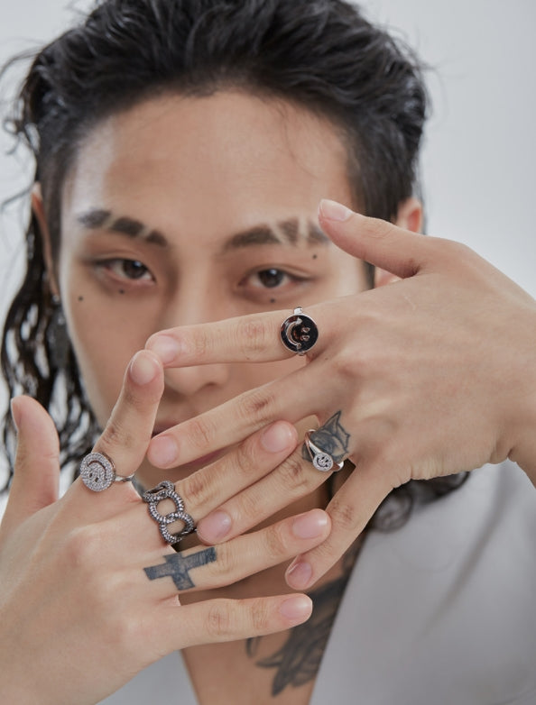 BLACKPURPLE (ブラックパープル) Littlehead Cubic Smile Ring (Open Ring)