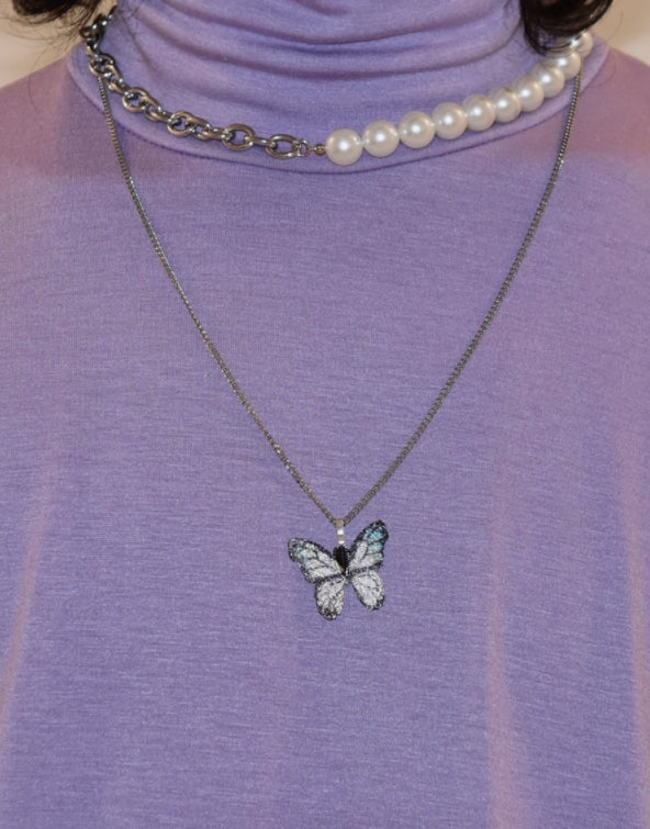 BLACKPURPLE (ブラックパープル)  SILVERGREY BUTTERFlY LONG DROP NECKLACE