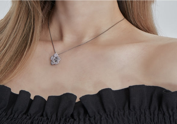 BLACKPURPLE (ブラックパープル) ROSEA STONE NECKLACE