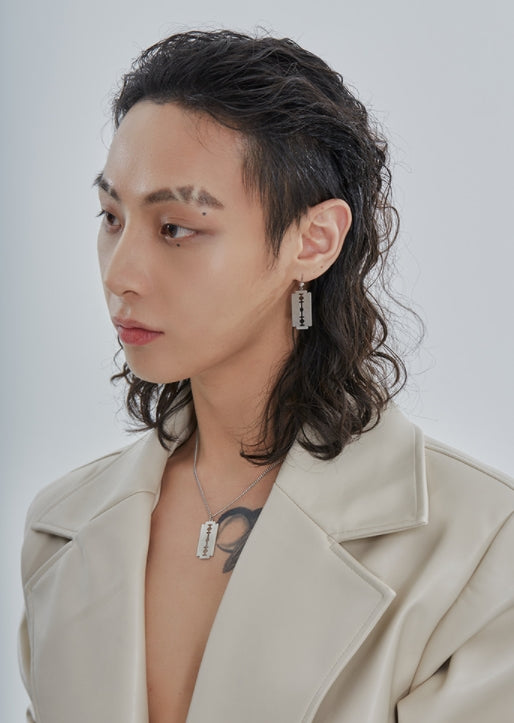 BLACKPURPLE (ブラックパープル) Shaving blade necklace