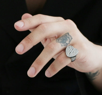 BLACKPURPLE (ブラックパープル)  big heart crystal ring_blacksilver